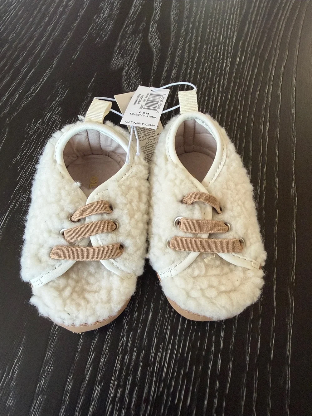 Old Navy Cream Sherpa Baby Crib Shoes